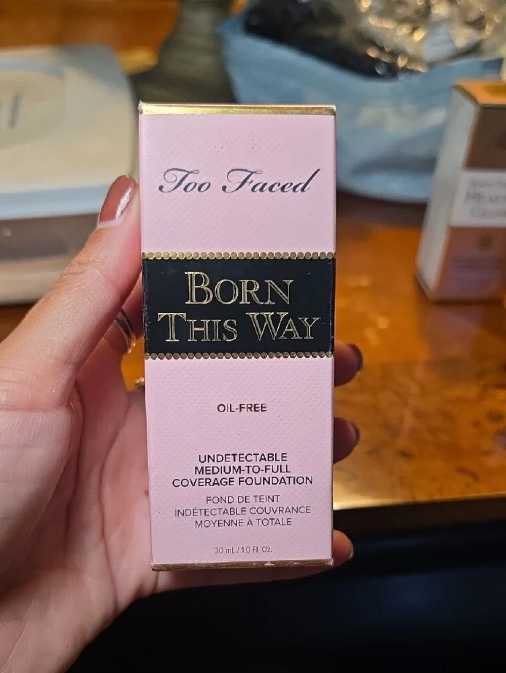 Too Faced Born This Way / Healthy Glow Foundation - Butter Pecan & Truffle
